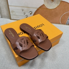 Louis Vuitton Slippers